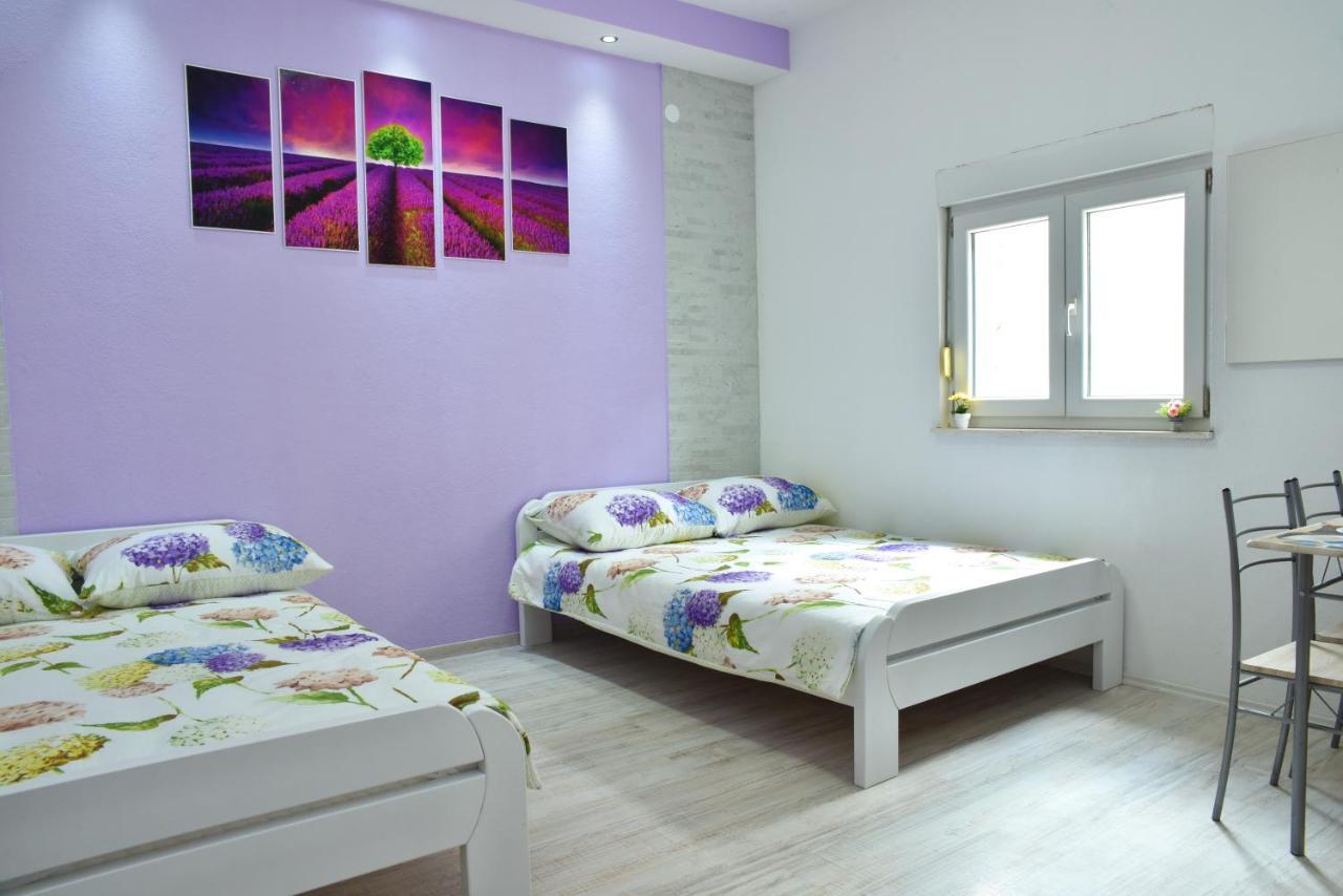 Holiday Home With 4 Studio Apartments Neum Luaran gambar